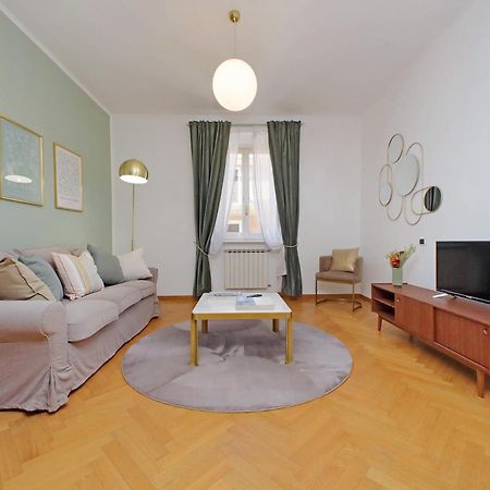 Ych-Comfortable 2 Bedrooms Flat Near Colosseum Rome Extérieur photo