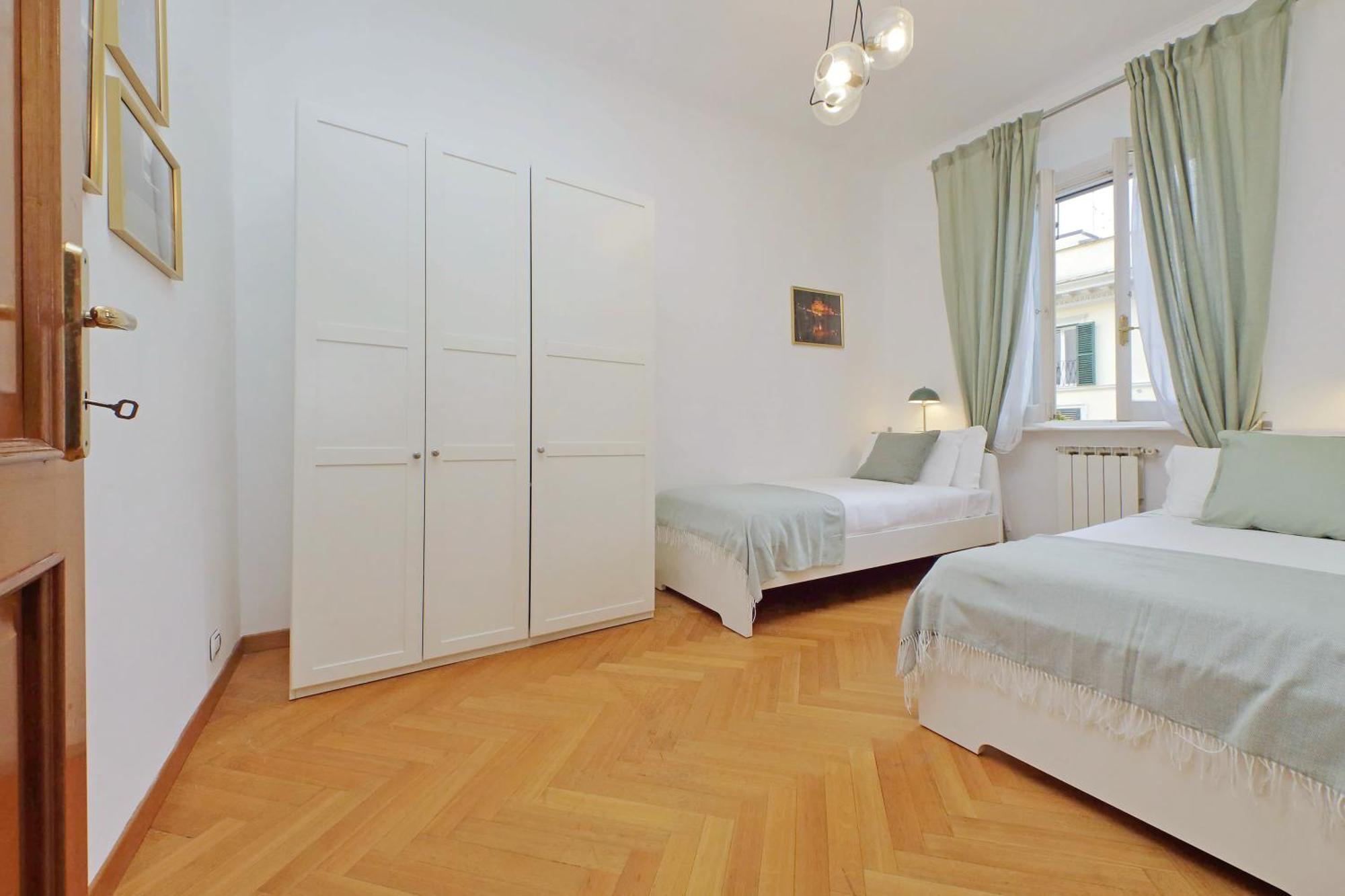 Ych-Comfortable 2 Bedrooms Flat Near Colosseum Rome Extérieur photo